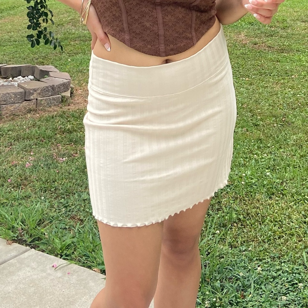Aerie Cream Mini Skirt Medium